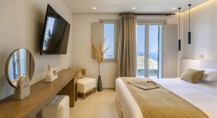 8-Bedroom Scenic Pool Villa with Sunset & Sea View