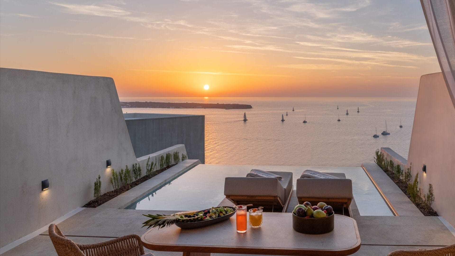 Experiences Santo Mine Oia Suites